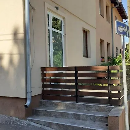 Gold Nest Βελιγράδι